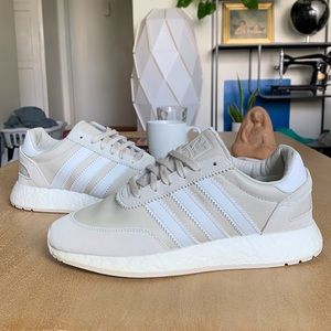 Adidas I-5923 Boost - M’s 9.5 - Raw White / Crystal White